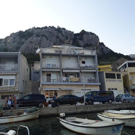 Apartmani Alfijo Klek Exterior photo