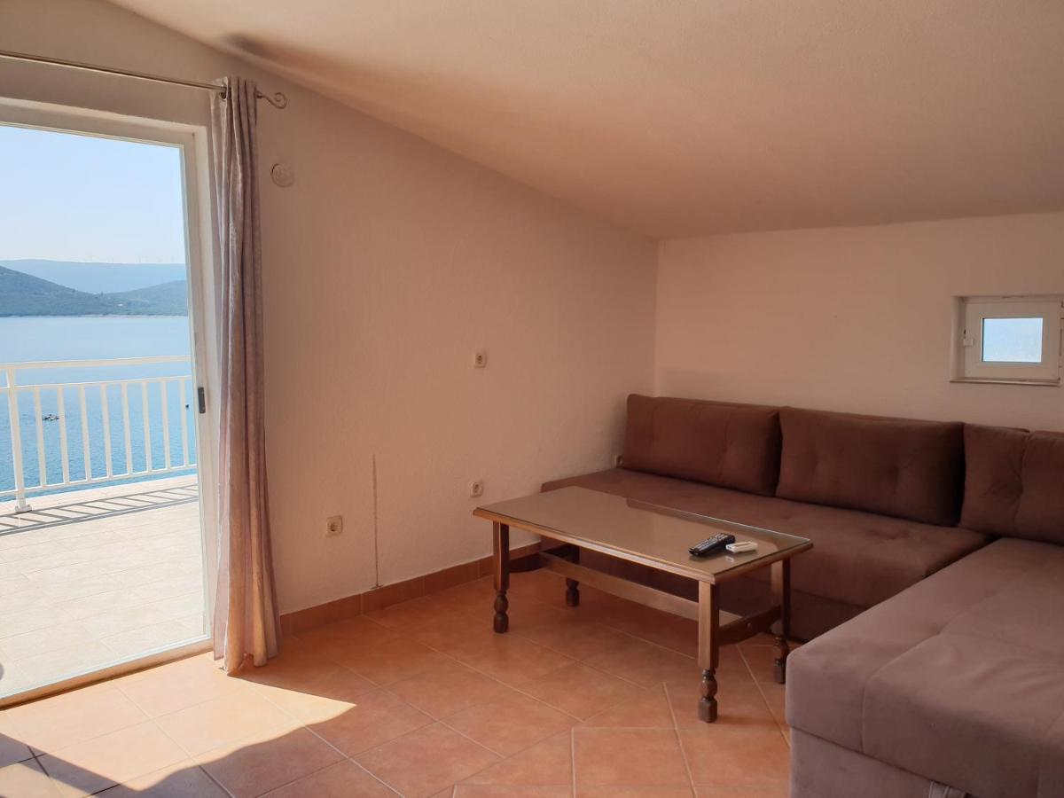 Apartmani Alfijo Klek Exterior photo